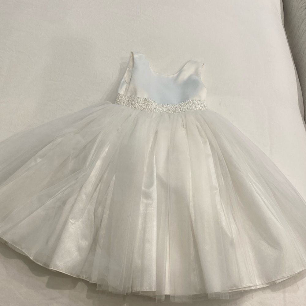White Flower girl gown 🤍